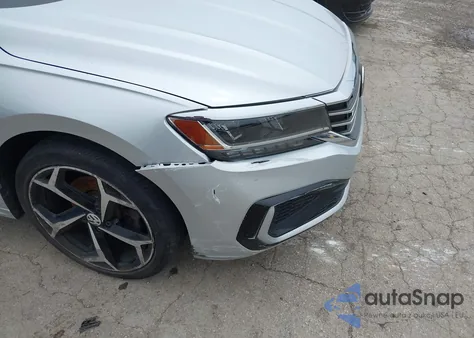 2020 Volkswagen Passat 2.0T R-Line from USA, damaged, VIN 1VWMA7A32LC021805